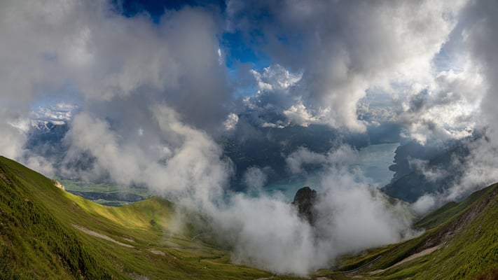 Wetterküche Berner Oberland, Sicht vom Brienzer Rothorn, 15.8.2020