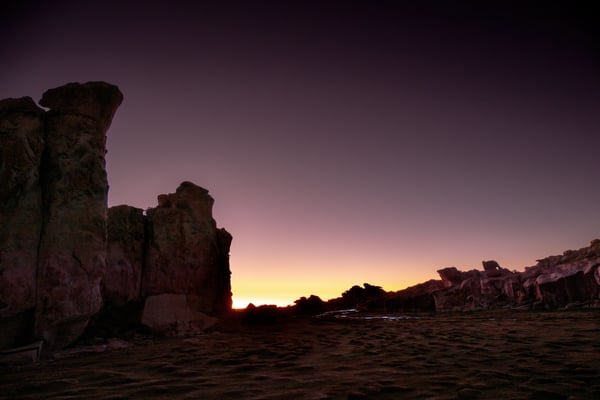 Nautische Dämmerung in der geheimnisvollen Laguna Catal (auch 'Laguna Negra'), Bolivien
