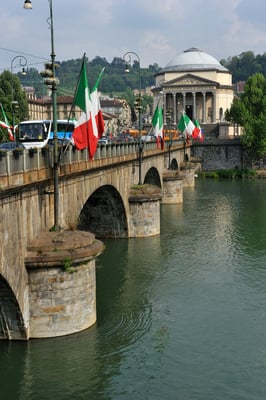 Ponte Vittorio Emanuele I über den Po mit Blick auf die Gran Madre di Dio, Turin