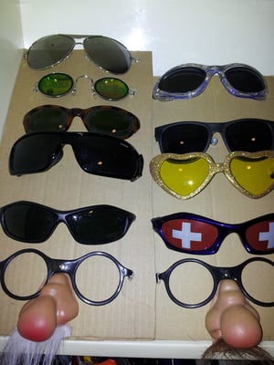 Zubehör/Brillen, Fr. 2.- / Fr. 5.-