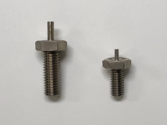 後継製品_左 ULG-3012(φ3.0)、右 ULG-1509(φ1.5)