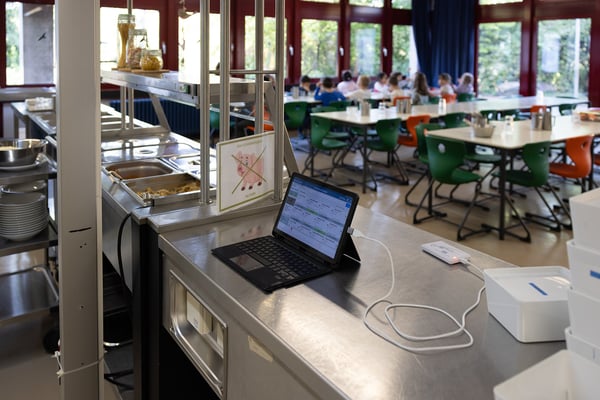 In der Mensa der Steinenbergschule