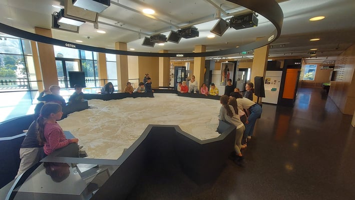 Steinenbergschule Stuttgart - die Klasse 4b bei der Stadtrallye