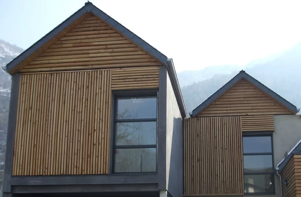   Bardage façade en Mélèze