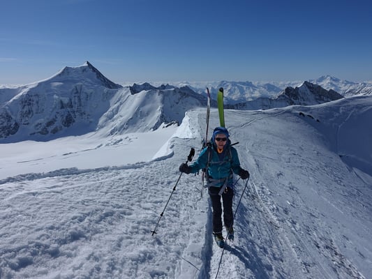 Tags darauf am Gipfelgrat zum Mittaghorn