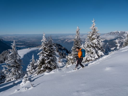 ...und hier ob dem Engel, so lautet der Flurnamen bei den rechterhand gelegenen Alphütten