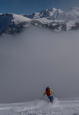 Carlo schwingt der Blüemlisalp entgegen