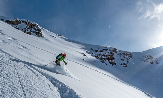 Franziska kann ab und zu nicht mehr skifahren, auf diesem Bild ist davon aber wenig zu erkennen, einzig das Grinsen dürfte noch eine Spur breiter sein 