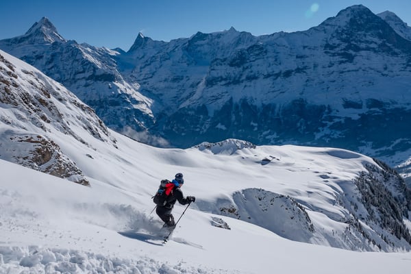 Egge und das grandiose Panorama im Berner Oberland