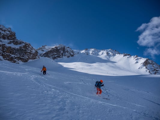 Ein gutes Gefühl, solange nur 5 alte Spuren den Riesenhang zerpflügen