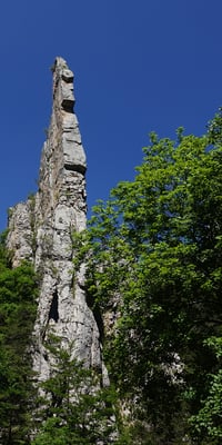 Die Felsen sind beeindruckend, von der Felsqualität sind wir nicht überall begeistert