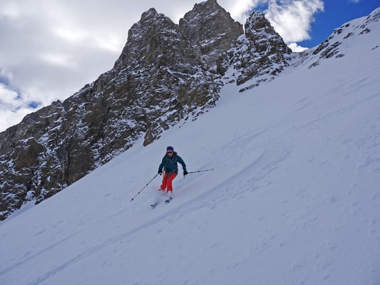 Die ersten Schwünge dieses Winters, kein Wunder, ist der Fahrstil von Danielle noch etwas verhalten