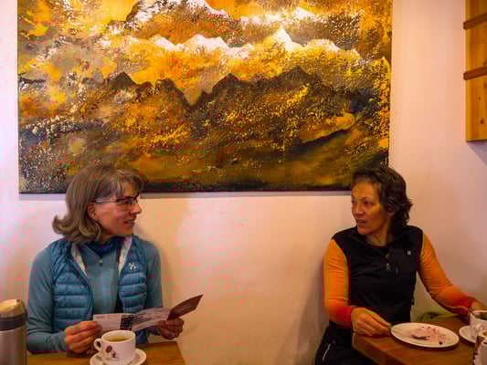 Kaffe und Kuchen habe ich hier oben nicht erwartet