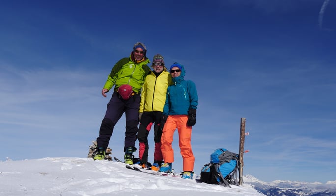 Zum fünten Mal stehen wir meist alleine auf einem Gipfel im Rheinwald