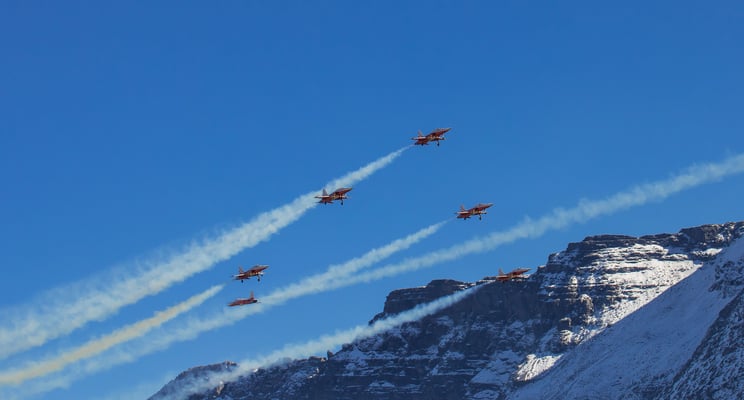 Zum Beispiel der Flug durch die legendäre Tunnelformation