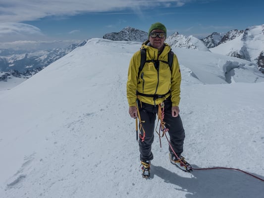 Nach gut 5,5 Stunden Aufstieg ist es geschafft. Klaus steht auf dem Gipfel des Palü