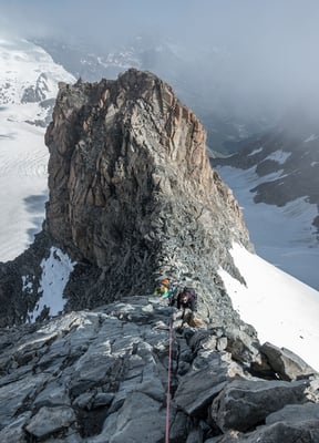 Eiertanz am Porzellangrat des L`Evêque