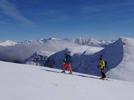 Das Zwölfihorn ob Mathon beglückte uns mit einem Traumtag und einer genussreichen Schlussfahrt