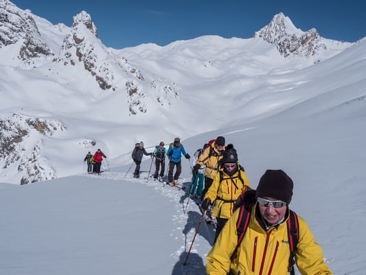 Unterhalb der Tête de la Cassille tut sich ein riesiges Tourengelände auf