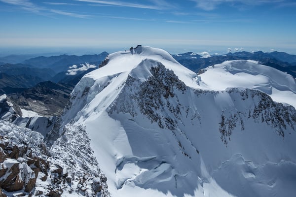 Auch die Cap. Regina Margherita wurde heute besucht, die Dufourspitze erhielt aber von dieser Seite keine Besteigung
