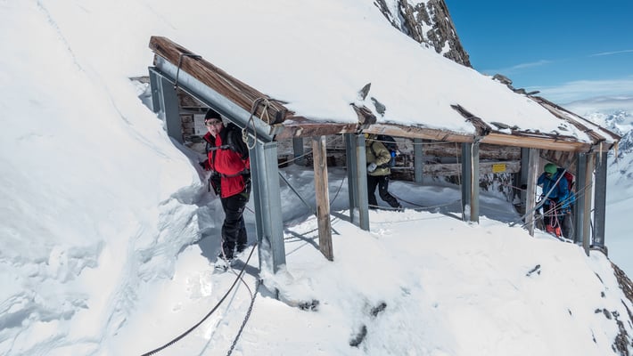 Uff!!! Geschafft, die letzten Meter zur Hütte sind d.b.H.