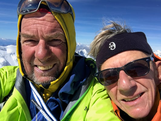 Geschafft, nach 10 Std. Aufstieg sind die nicht mehr ganz taufrischen Peter auf der Dufourspitze