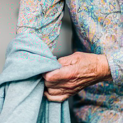 Anziehtraining, Selbständigkeit,Spiegeltherapie nach Schlaganfall und Amputationen, Sudeck, Dystrophie, Ergotherapie Stein am Rhein und Berlingen, Untersee u. Rhein