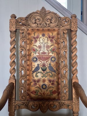 brudestol Hovin kirke