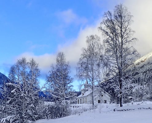 #kvitekyrkjer Atrå kirke vinter