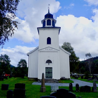 Gransherad kirke sommer