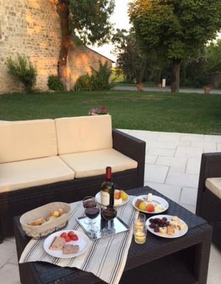 フランス現地発　日本人ガイド　シャンブルドット 滞在ツアー　コンク　サンシルラポピー