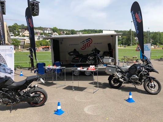 #jpfahrschulech #JP #HomepageJPFahrschule #AngebotJPFahrschule #JPFahrschule #Fahrschule #Fahrlektionen #Logo #Auto #Motorrad #Anhaenger #Galerie #Impressionen 