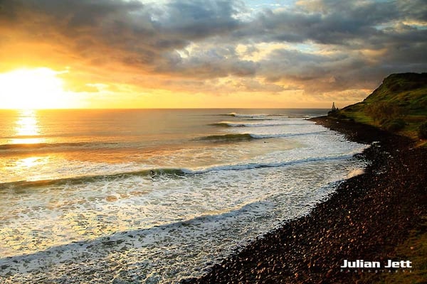 Lennox Point Surfing L-057