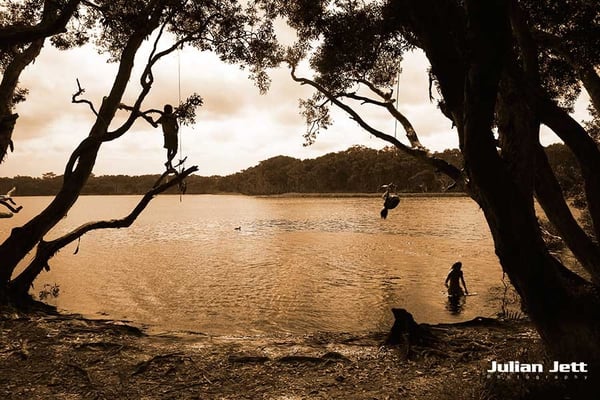 Lake Ainsworth Lennox Head rope swing L-040