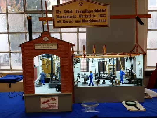Die 'Mechanische Werkstätte 1882' von Franz - Maßstab 1:12
