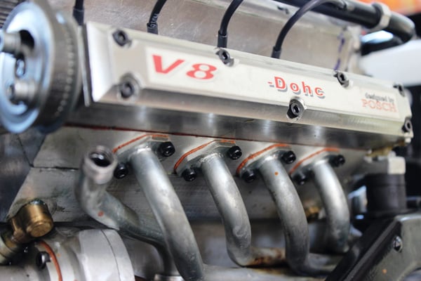 V8 Dohc Motor