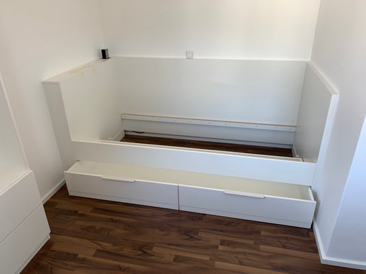  Versenkbare Steckdose 