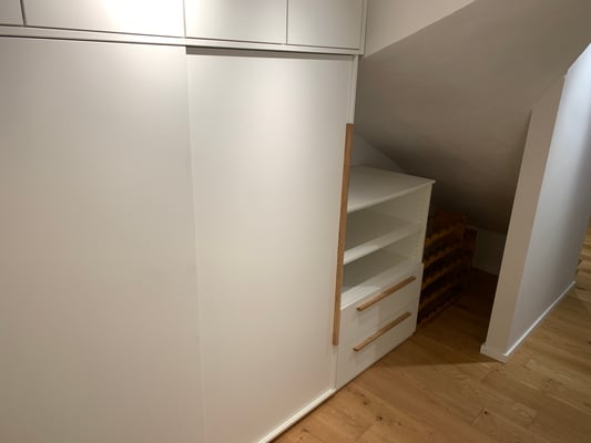 Unter Treppe Eichen Weinregal 