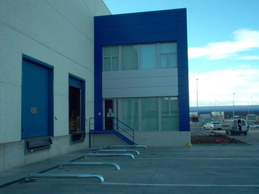 Ventanales de 75 mm en color Silver Metalic