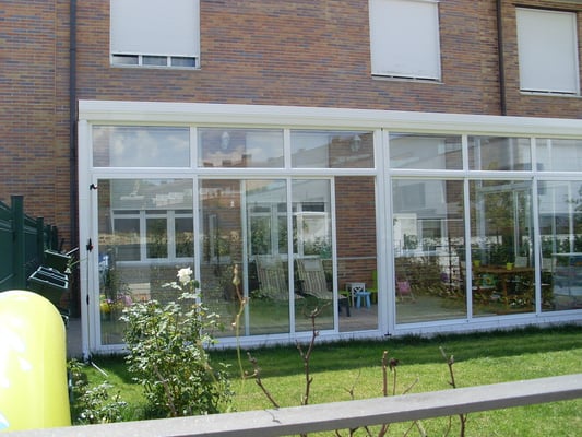 Puertas correderas en porche