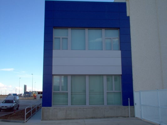 Carpinterías con rotura de puente térmico de 75 mm