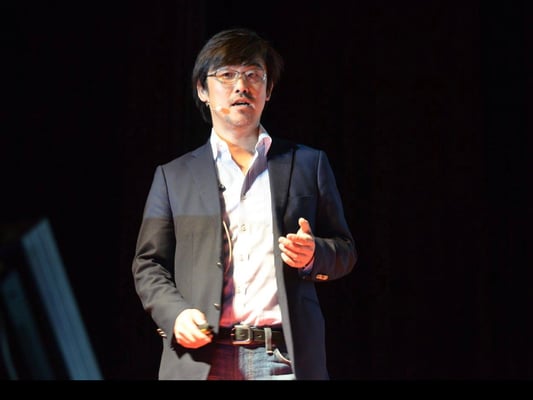 11:10 Tetsuya Sudo "Complete denture technique performed by cross-mounting therapeutic dentures"