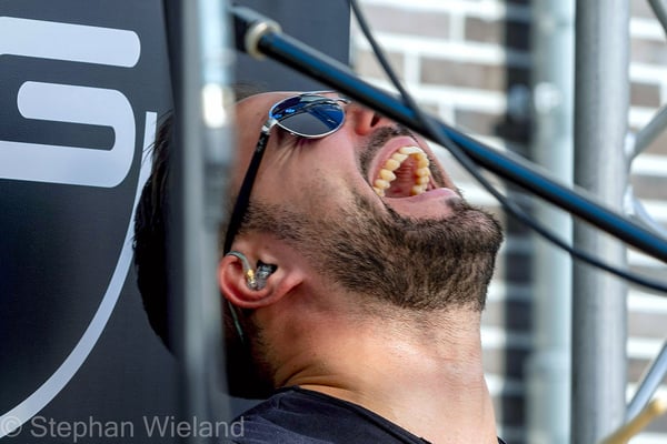 Cover Groove in Düsseldorf