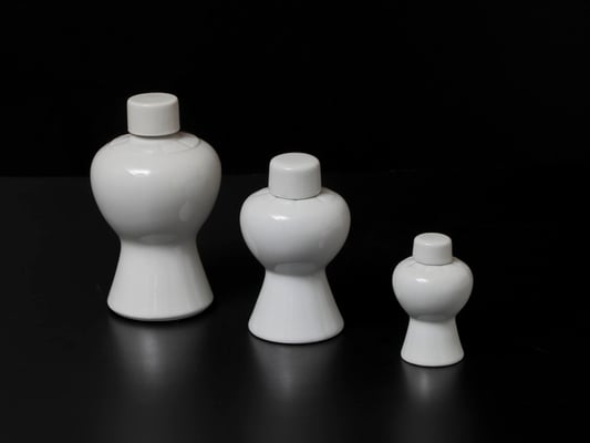 瀬戸物・瓶子（へいじ）