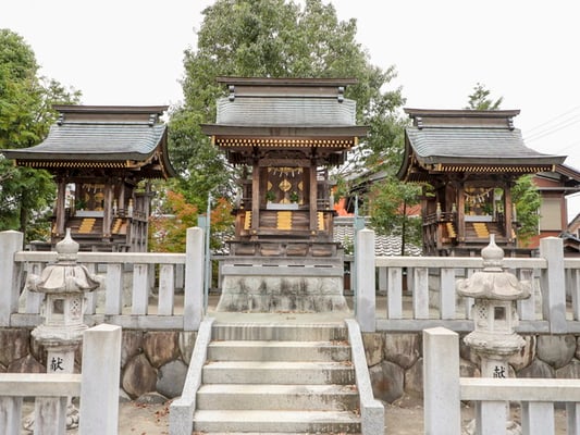 氏神様のお社
