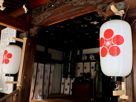 長良天神の提灯掛け