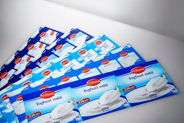 Lid films from RATTPACK.eu AT / DE - optimally matched to your product & your packaging machines. From mono to multilayer: Barrier & laminated films for the food industry - for yoghurts of all kinds