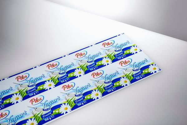 Lid films from RATTPACK.eu AT / DE - optimally matched to your product & your packaging machines. From mono to multilayer: Barrier & laminated films for the food industry - for your packaging machine