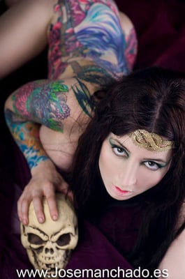 mujeres guerreras, imagenes mujeres guerreras, fotos mujeres guerreras, fotos angel, fotos mujeres guerreras, angel desnudo, mujer espada, broom, achilleos, luis royo