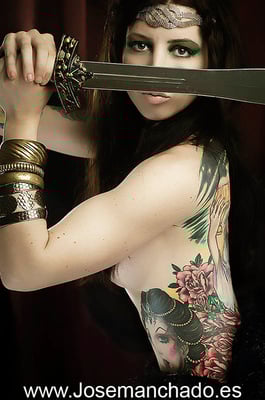 mujeres guerreras, imagenes mujeres guerreras, fotos mujeres guerreras, fotos angel, fotos mujeres guerreras, angel desnudo, mujer espada, broom, achilleos, luis royo
